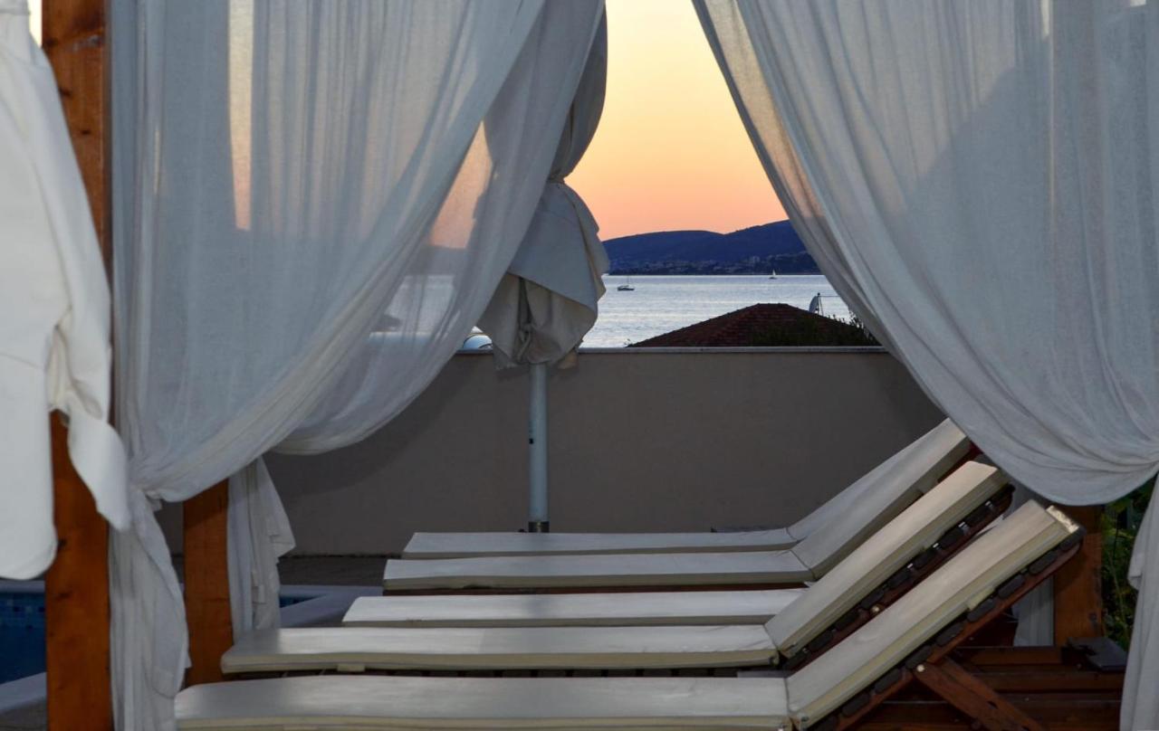 Apartments Santo Trogir - Okrug Gornji Luaran gambar