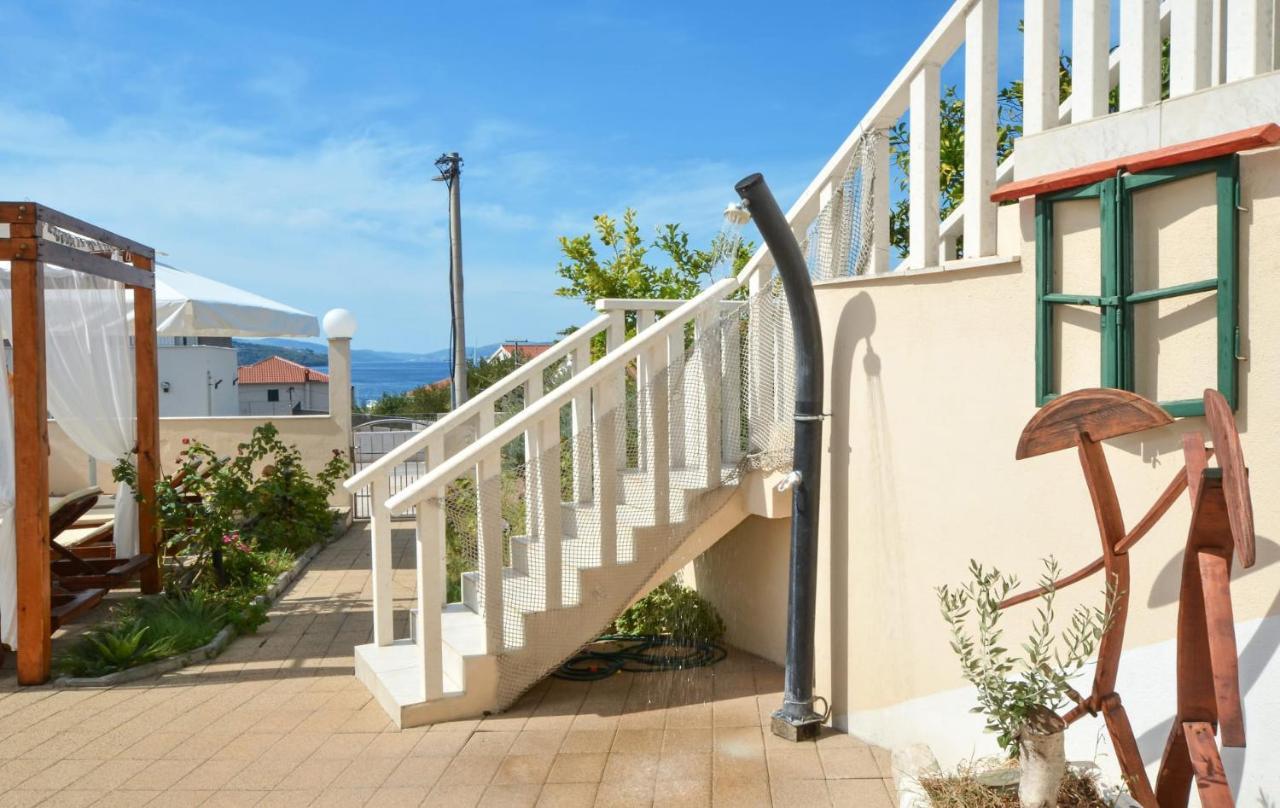 Apartments Santo Trogir - Okrug Gornji Luaran gambar