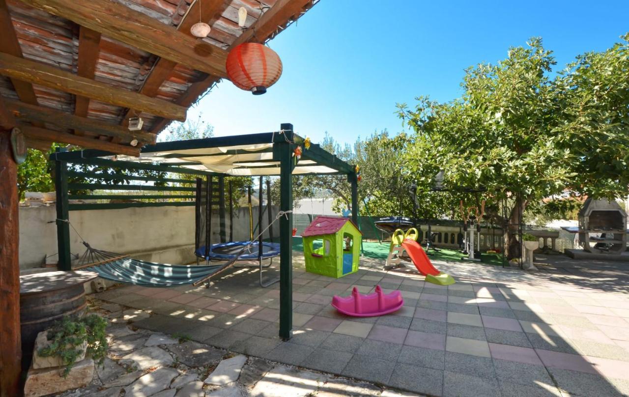 Apartments Santo Trogir - Okrug Gornji Luaran gambar