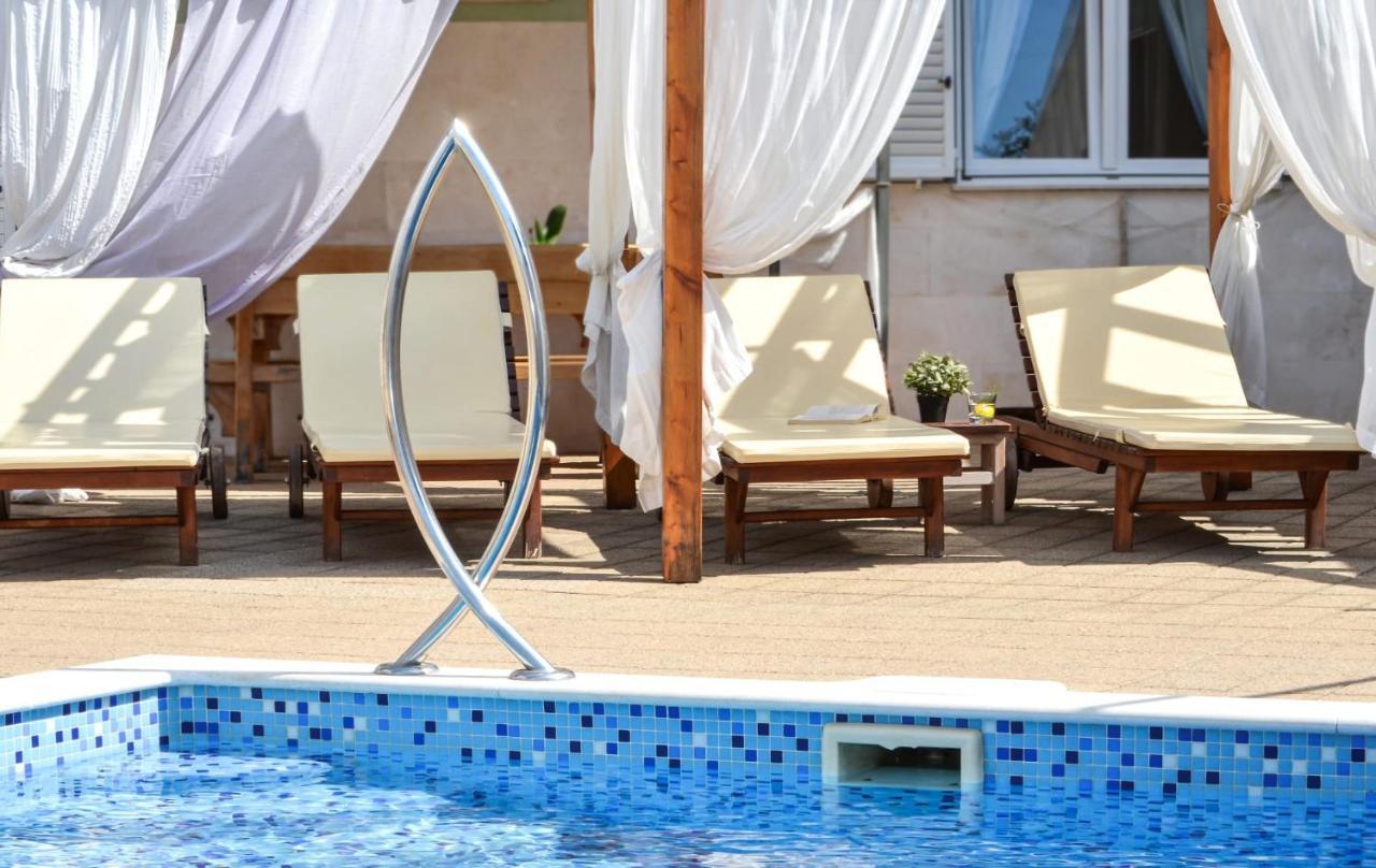 Apartments Santo Trogir - Okrug Gornji Luaran gambar