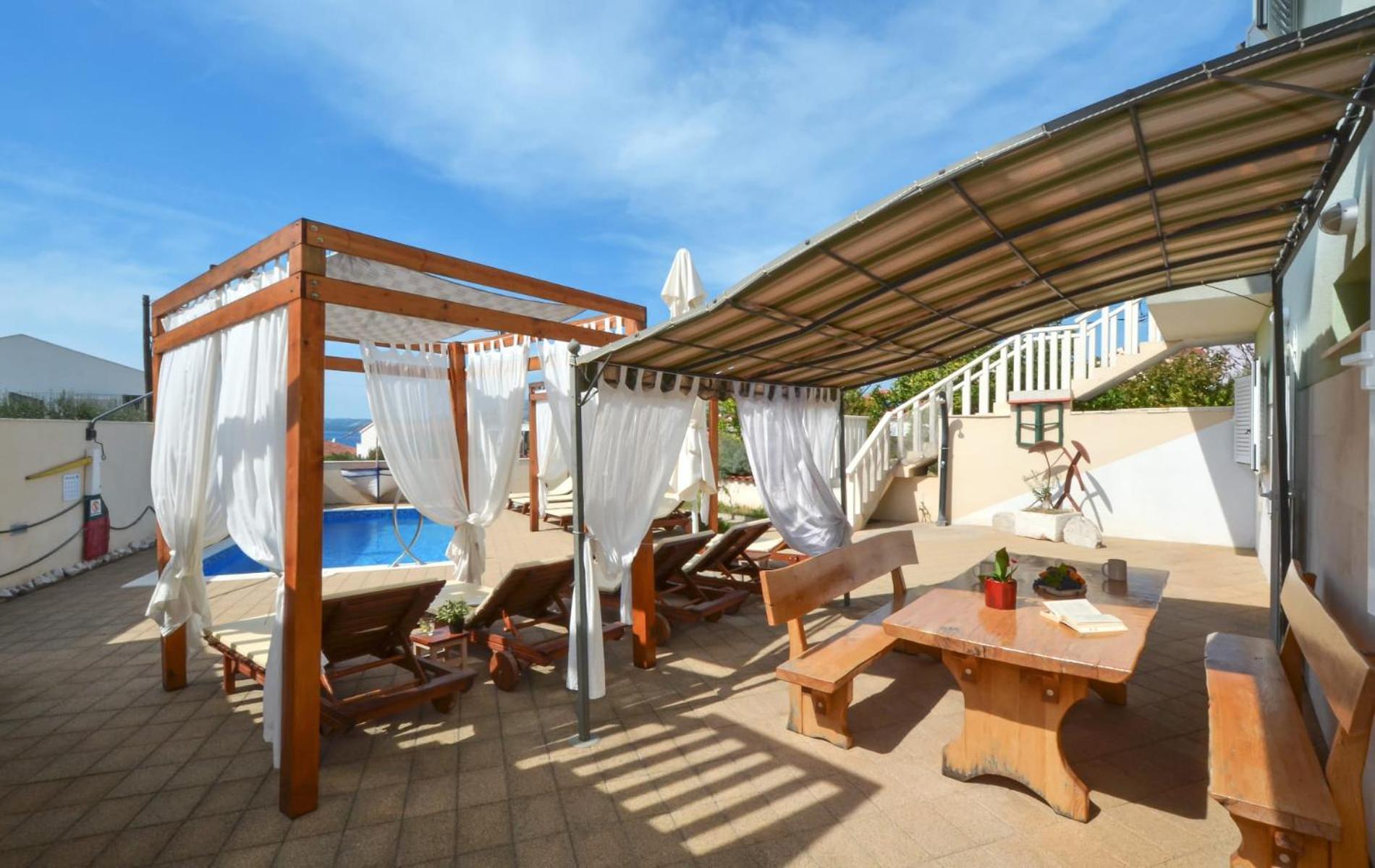 Apartments Santo Trogir - Okrug Gornji Luaran gambar